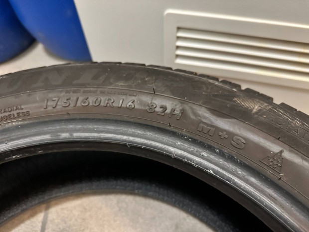 175/60R16 82H Dunlop tli gumi [1db]